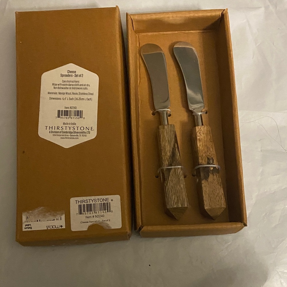 Thirstystone Cheese Spreaders, Silver Blades and Wooden and Acrylic Handles NWT
